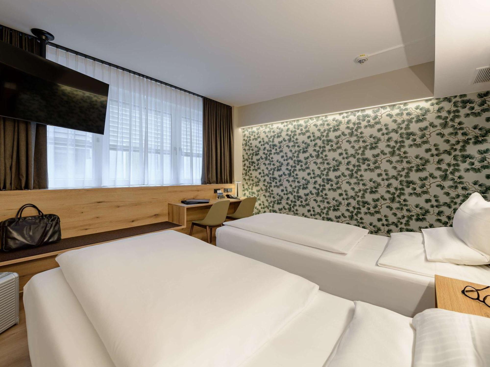 Hotel Mercure Altstadt 3*