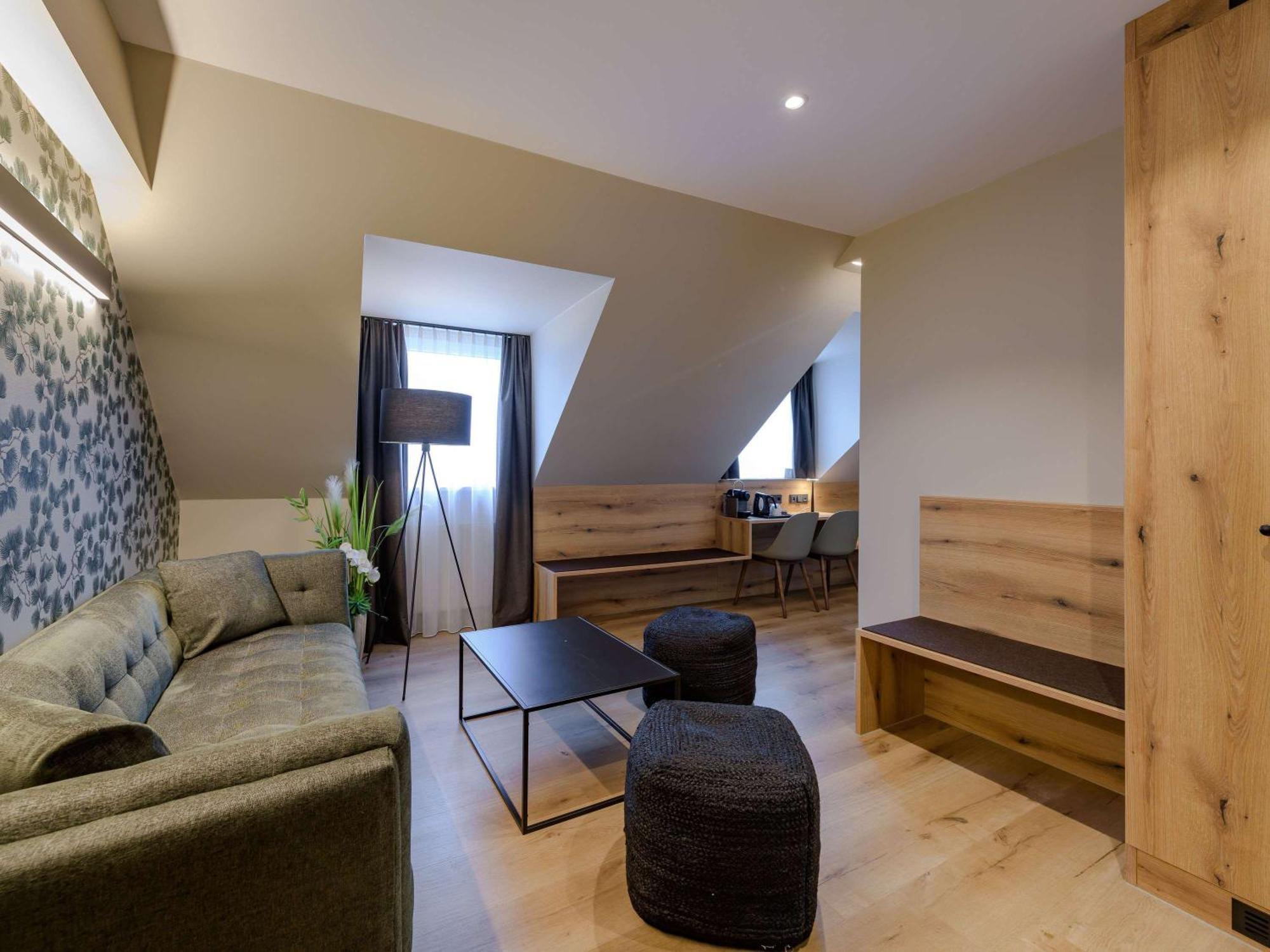 Mercure Altstadt 3*