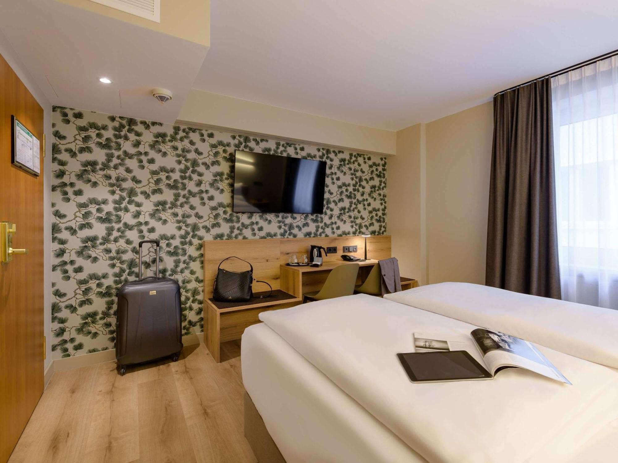 Mercure Altstadt Hotel 3*