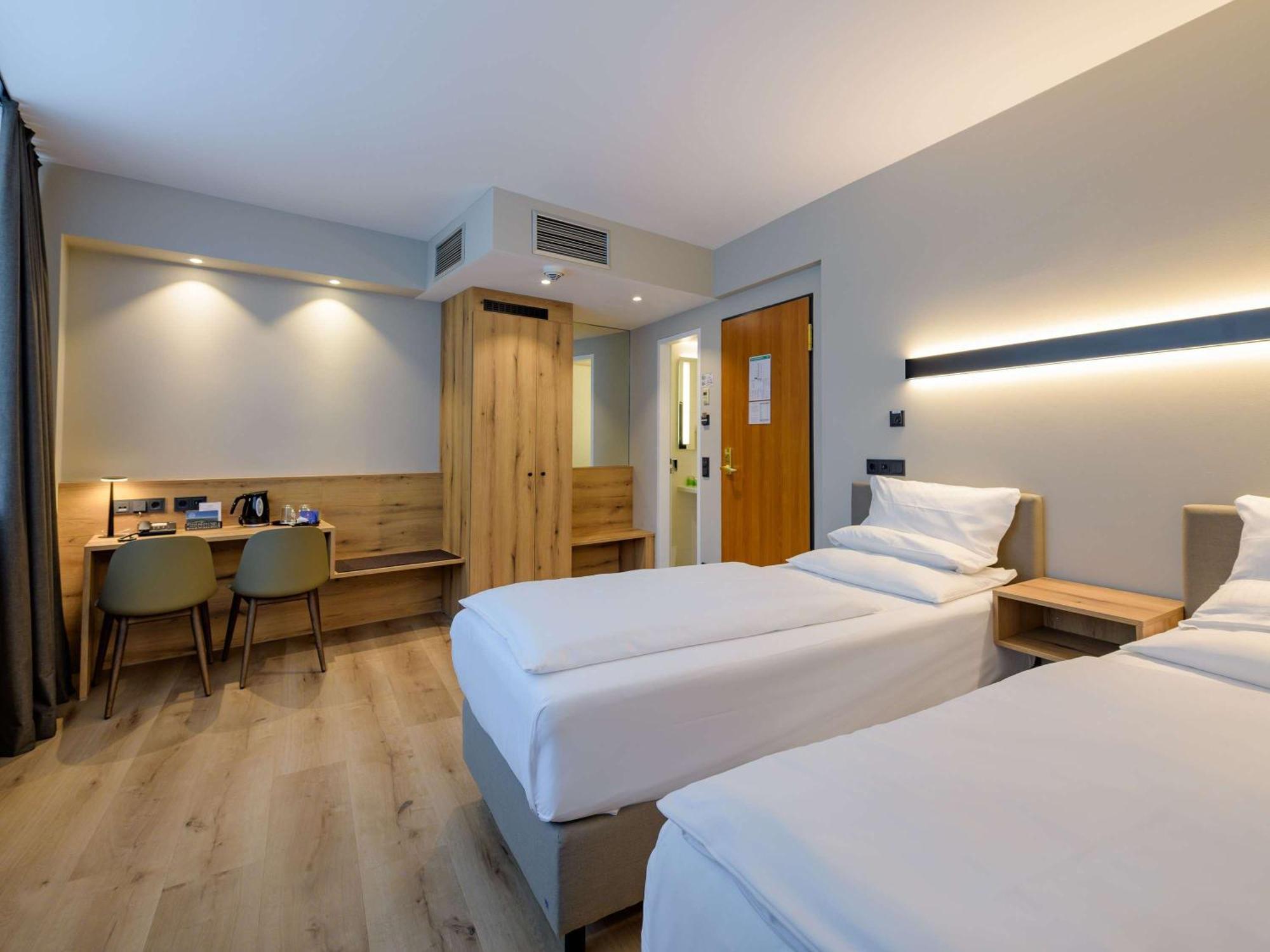 Mercure Altstadt Hotel 3*